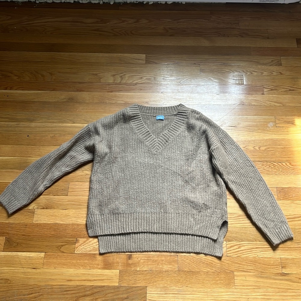 Brown sweater